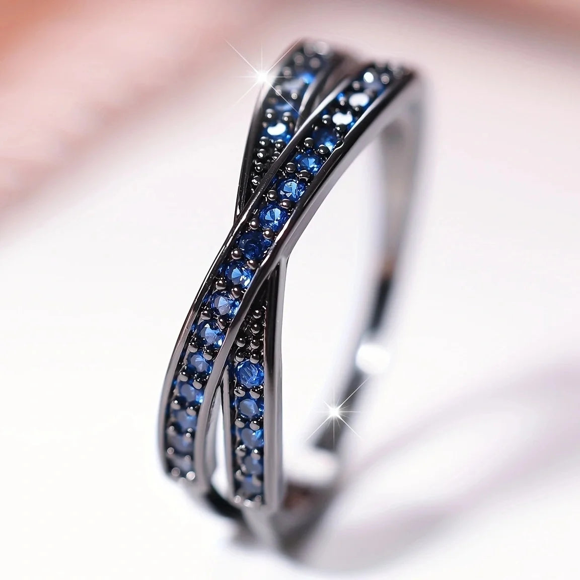 Bague Élégance Croisée